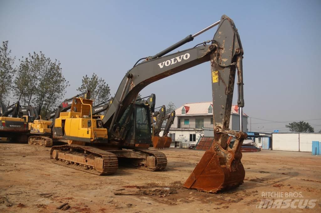 Volvo EC250 Vikšriniai ekskavatoriai