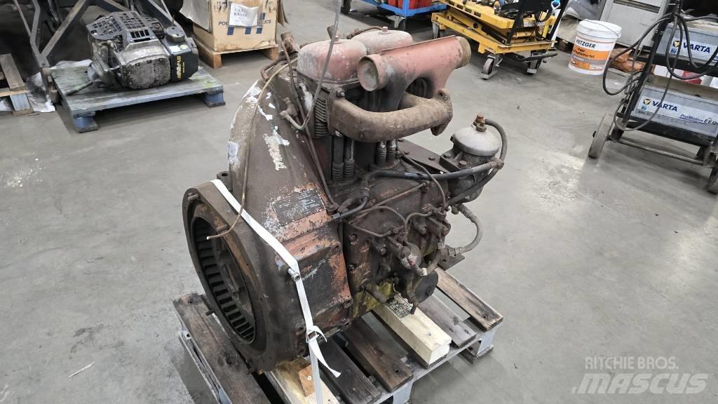 Deutz F2L712 Varikliai