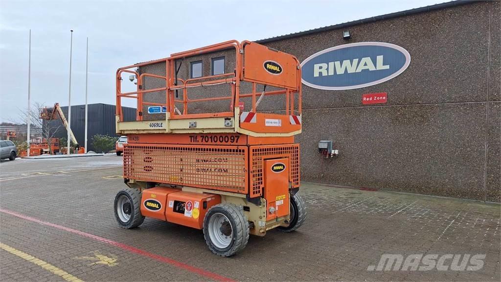 JLG 4069LE Žirkliniai keltuvai