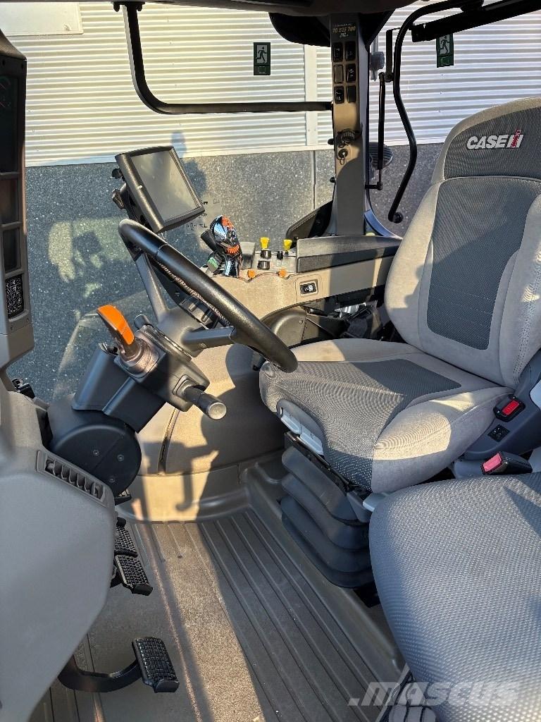 Case IH Puma 240 CVX Traktoriai