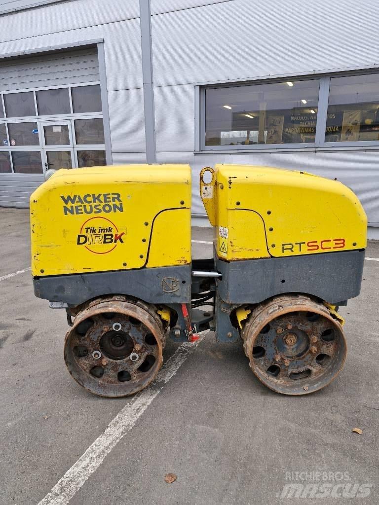 Wacker Neuson RTSC 3 Kiti volai