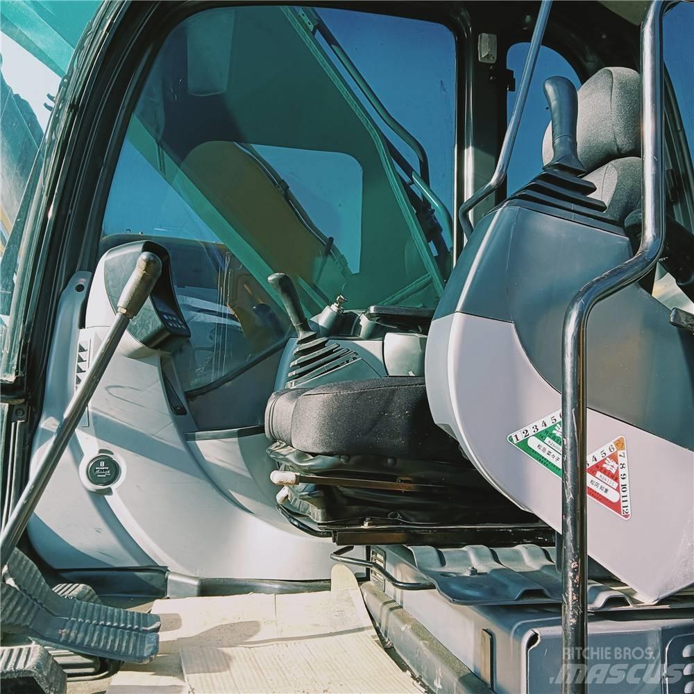 Kobelco SK200D Vikšriniai ekskavatoriai