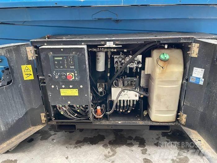 Genie GS3369RT Žirkliniai keltuvai