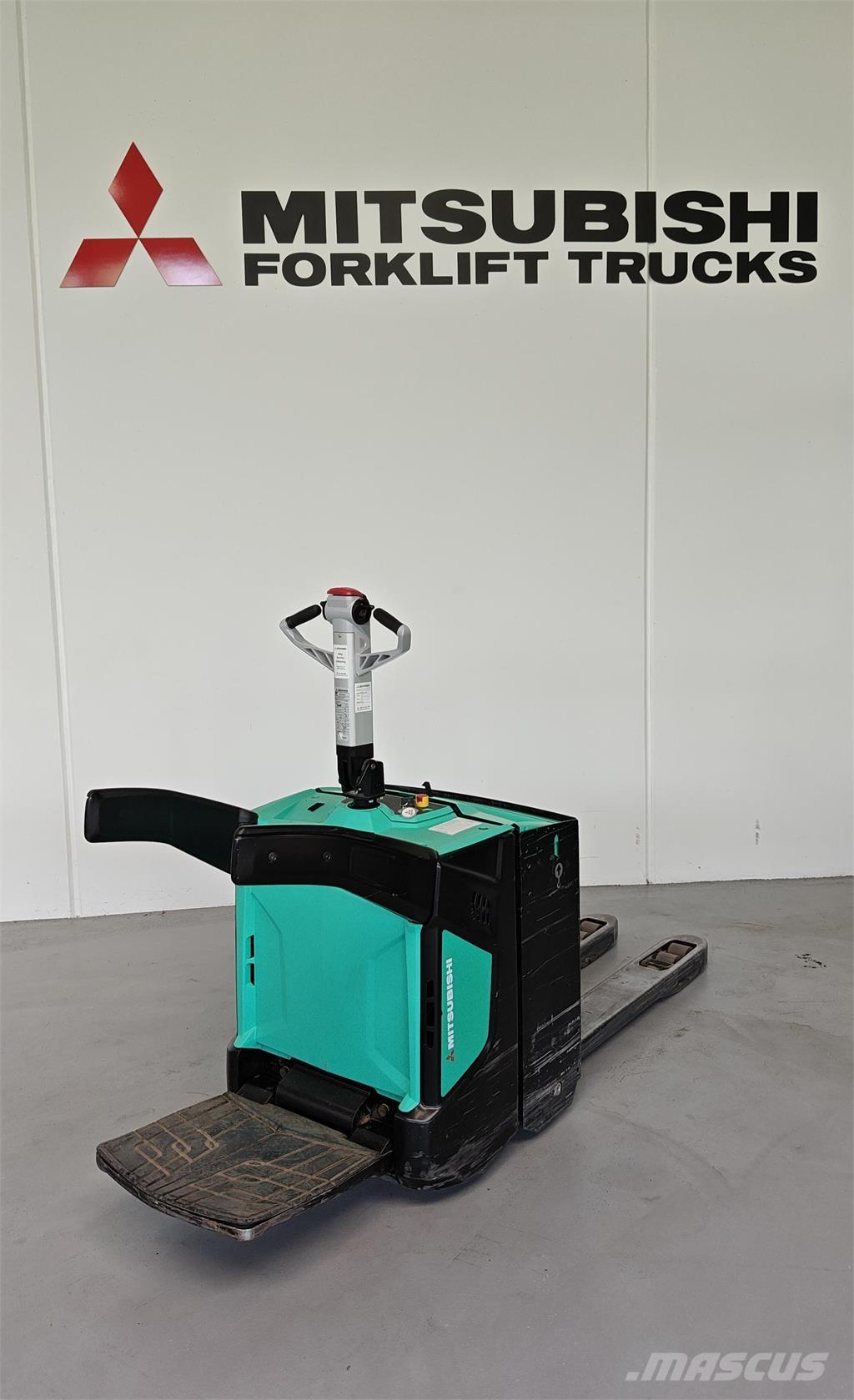 Mitsubishi PBV20N2 Keltuvai su platforma operatoriui