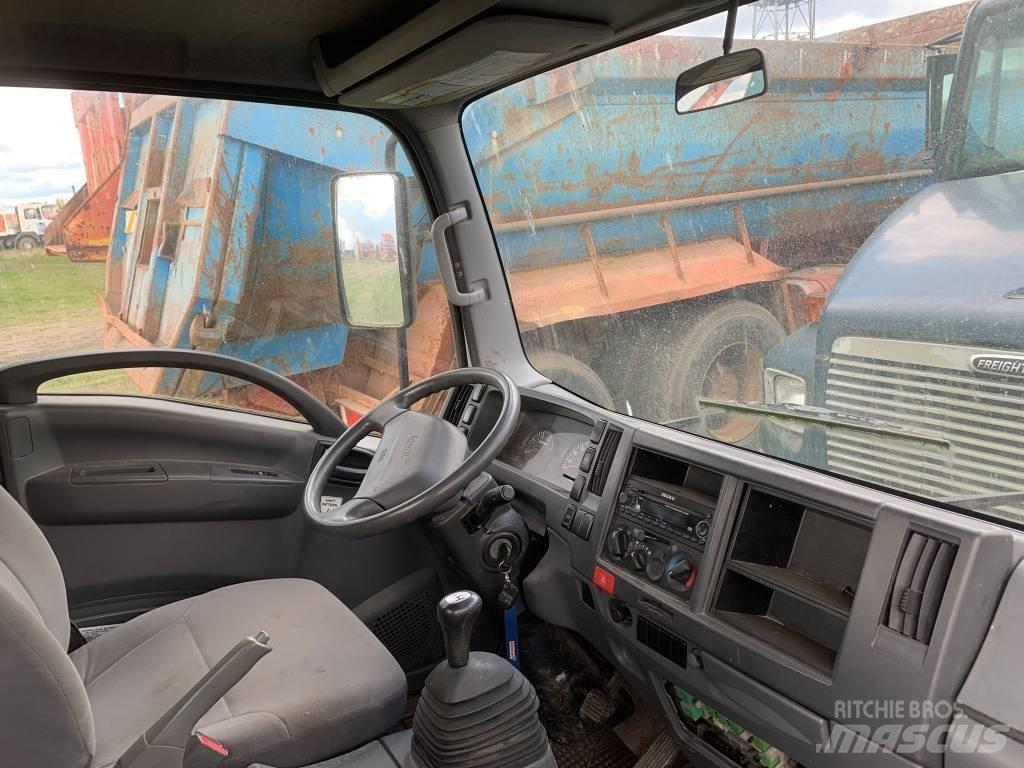 Isuzu FOR PARTS Krovininiai furgonai