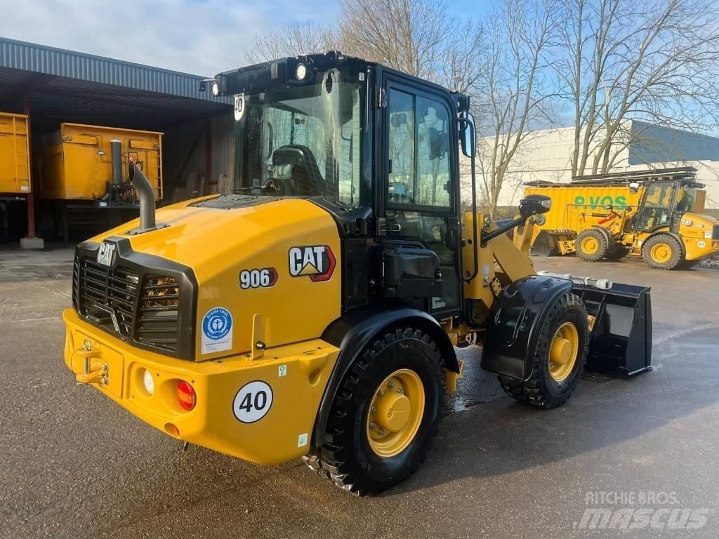 CAT 906 Naudoti ratiniai krautuvai