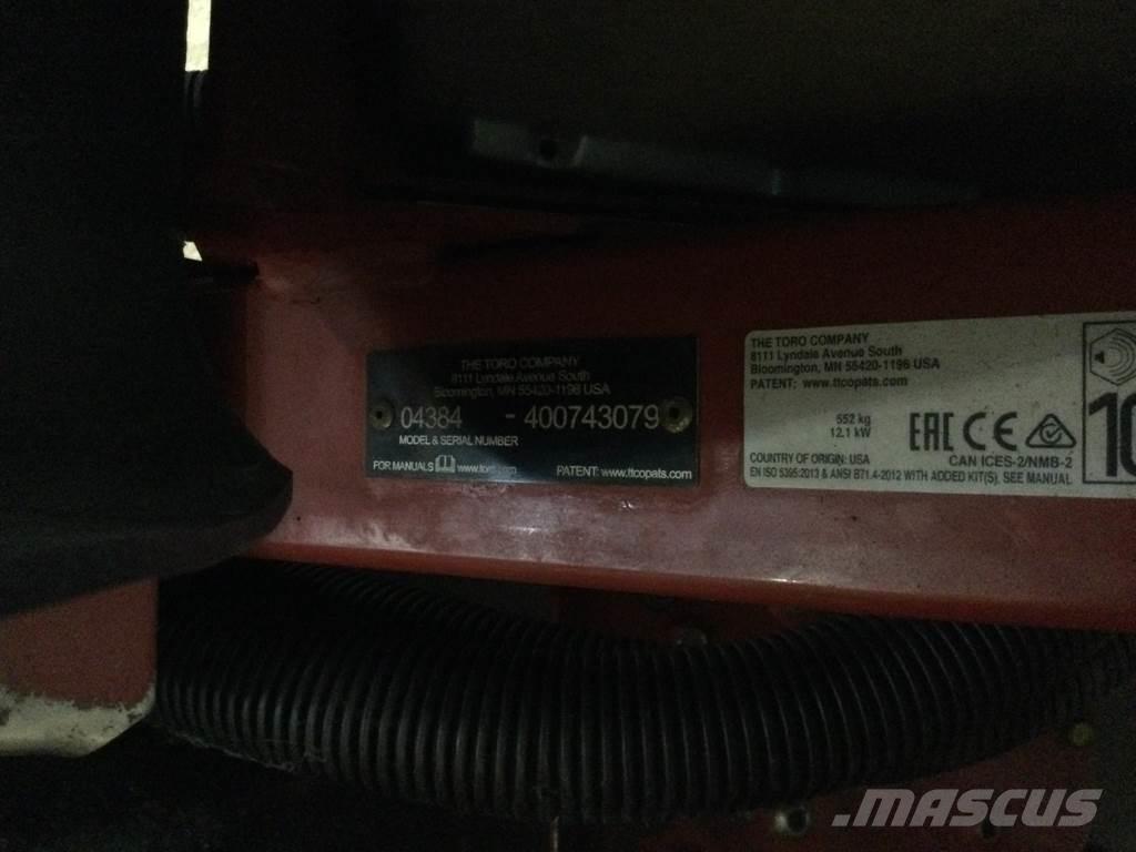 Toro 3250D Sodo traktoriukai-vejapjovės