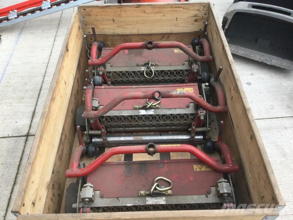 Toro 3250D Sodo traktoriukai-vejapjovės