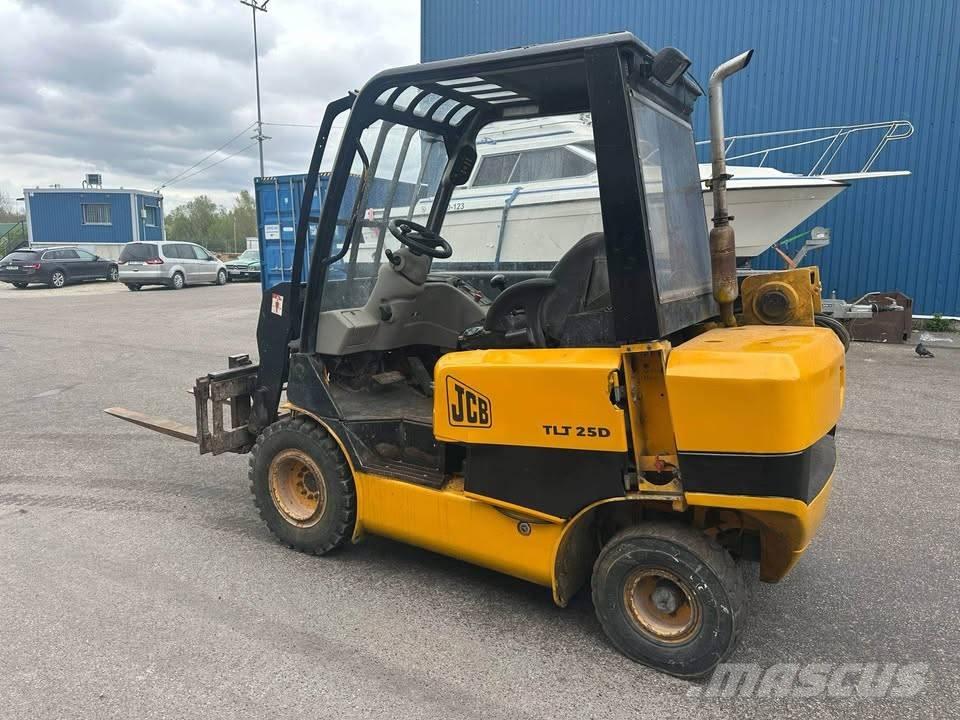 JCB TLT 25 D Teleskopiniai krautuvai