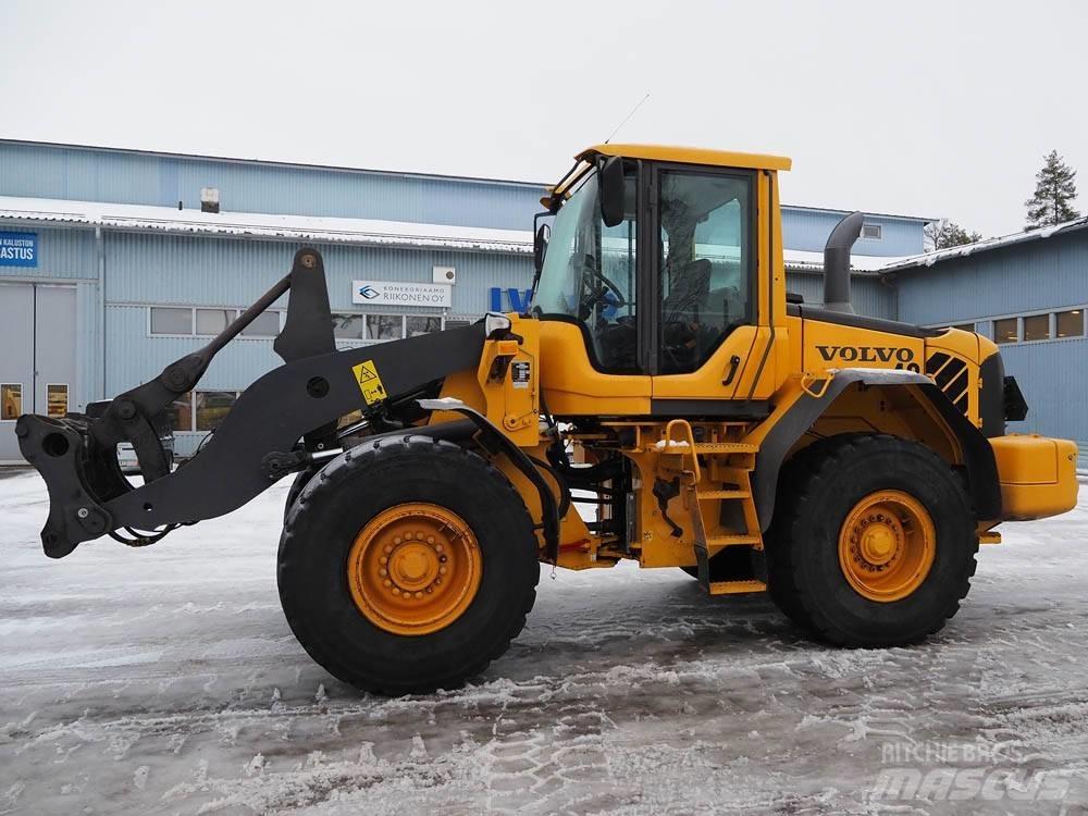 Volvo L 90 F Naudoti ratiniai krautuvai