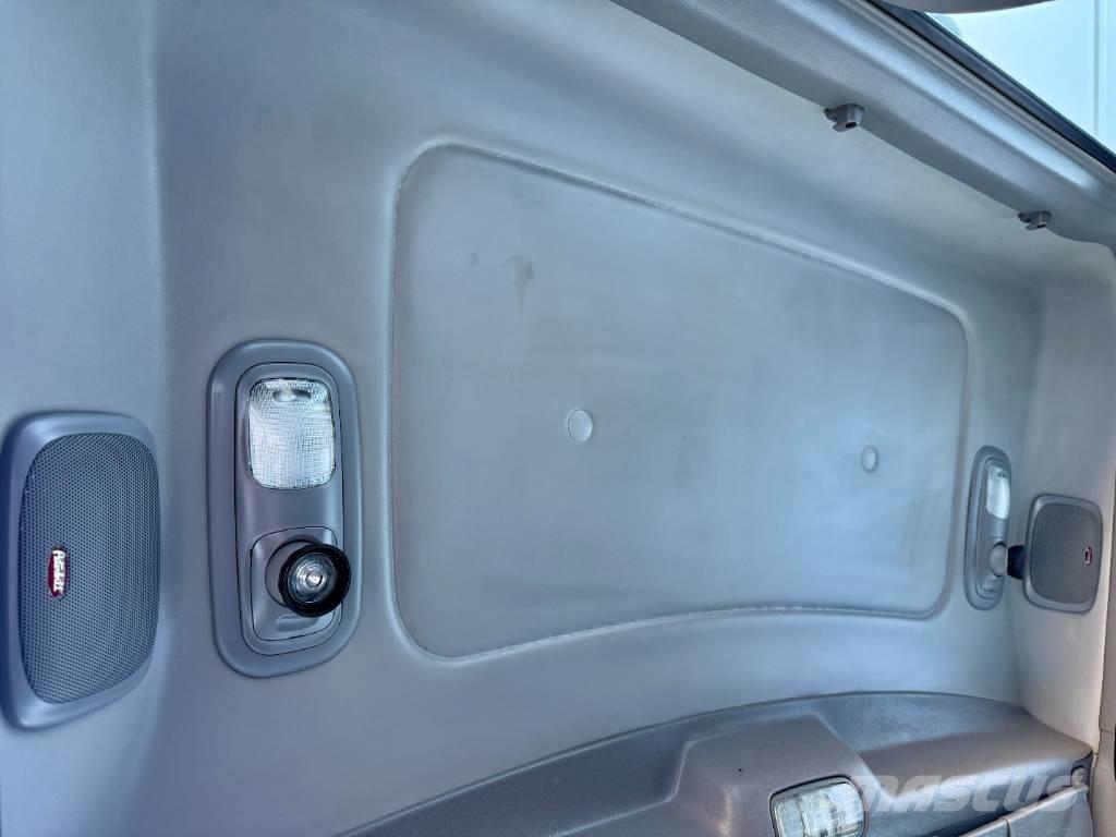 Peterbilt 388 Naudoti vilkikai