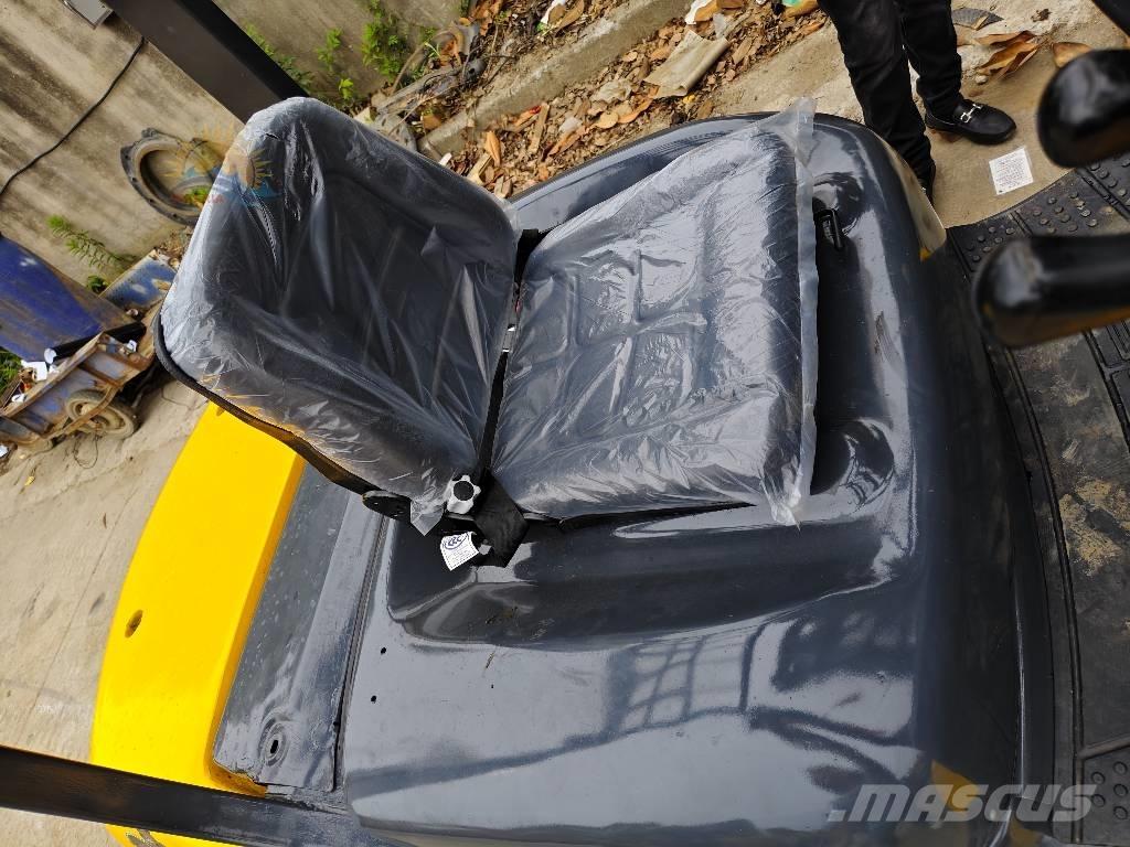 Komatsu FD 30 Dyzeliniai krautuvai