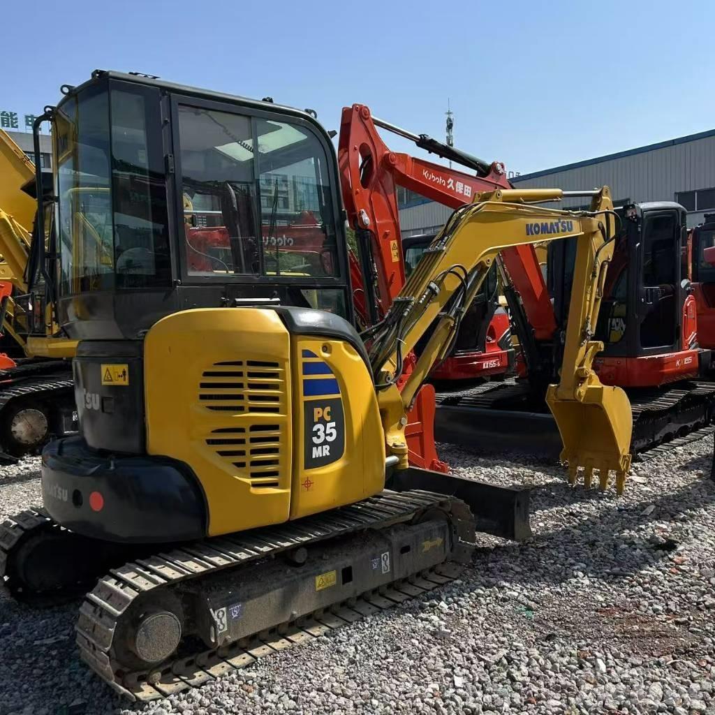 Komatsu 35 Vikšriniai ekskavatoriai