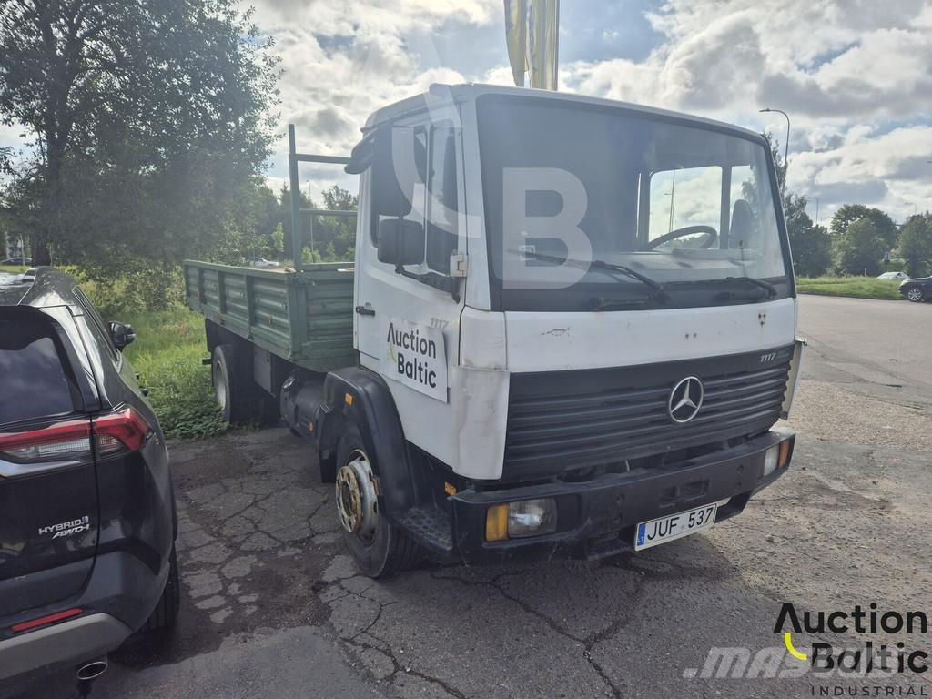 Mercedes-Benz 1117 Platformos/ Pakrovimas iš šono