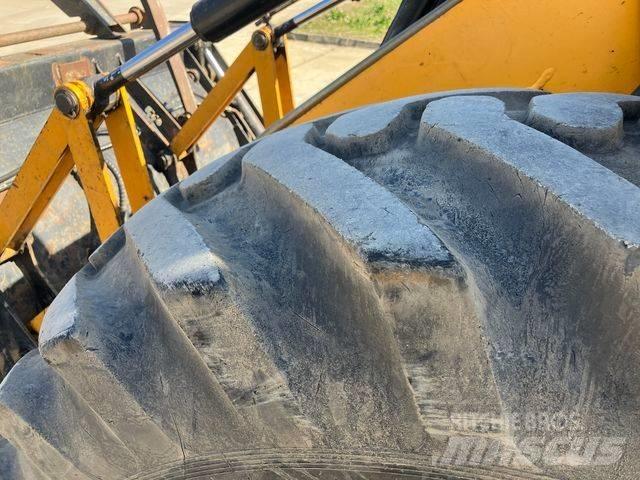 JCB 4 CX Ekskavatoriniai krautuvai