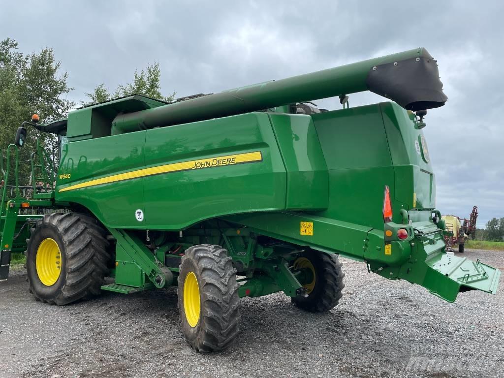 John Deere W 540 Derliaus nuėmimo kombainai