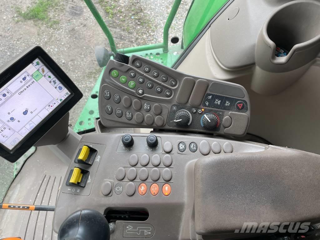 John Deere W540 Derliaus nuėmimo kombainai