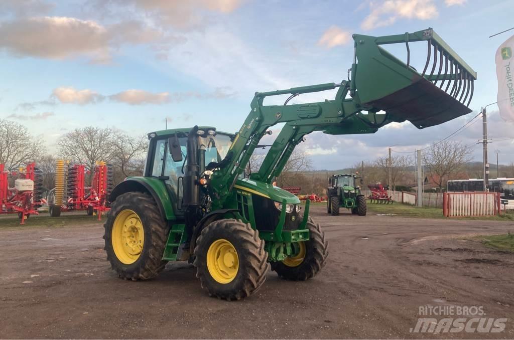 John Deere 6120M Traktoriai