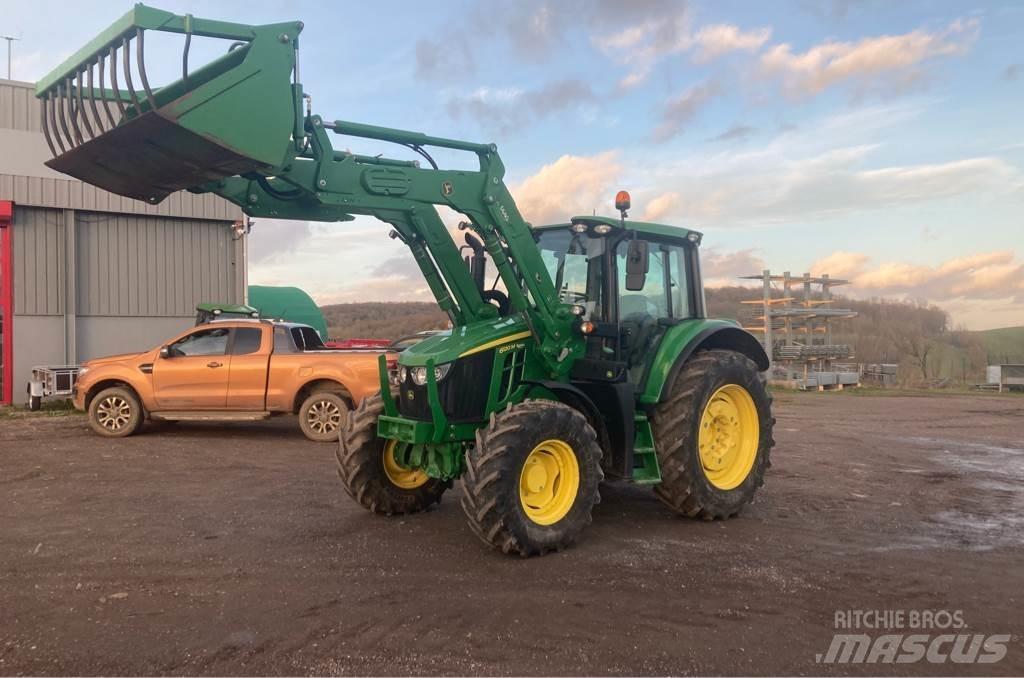 John Deere 6120M Traktoriai