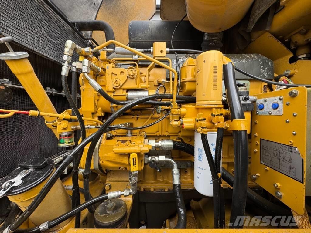 CAT 938 G Naudoti ratiniai krautuvai