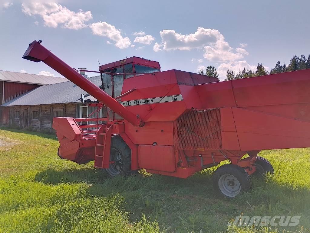 Massey Ferguson 16 Derliaus nuėmimo kombainai