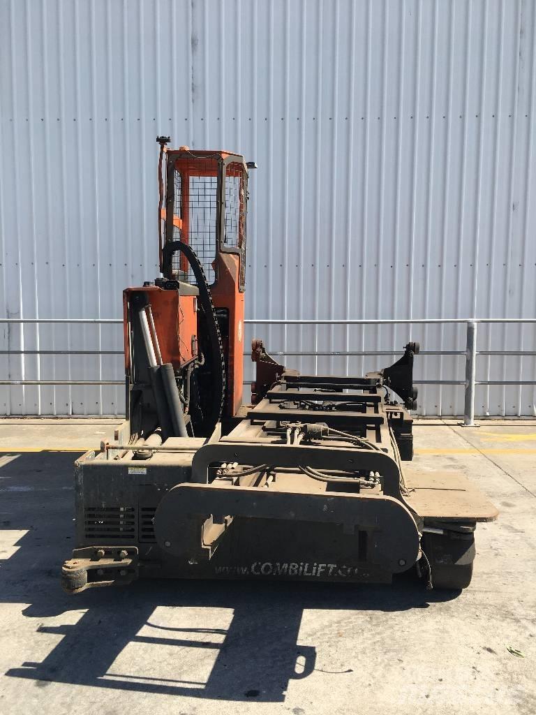 Combilift C4000STE Krautuvai su pakrovimu iš šonų