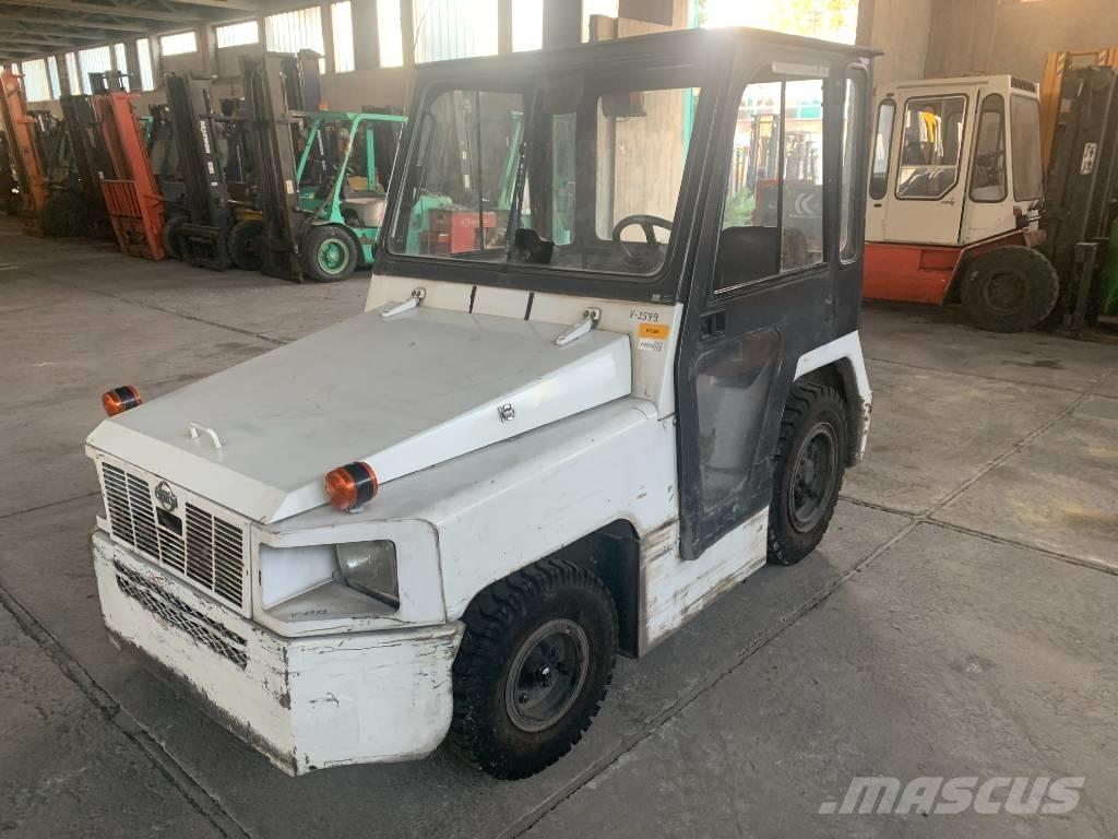 Nissan TD2500 V-2579 Oro uostų įranga