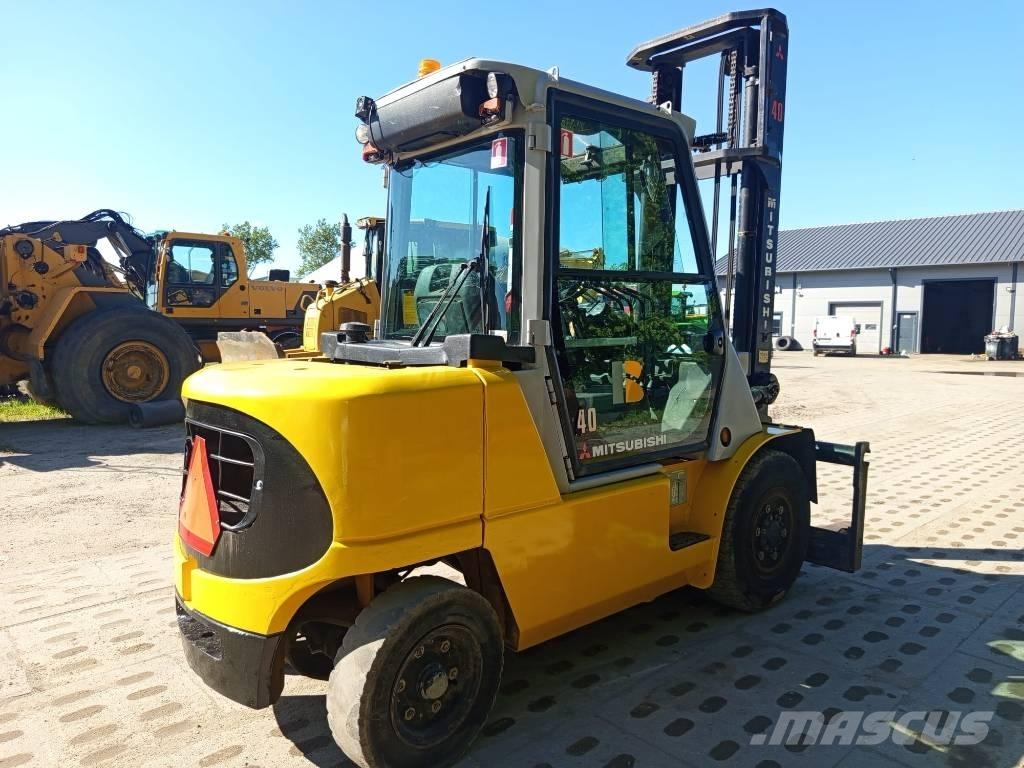 Mitsubishi FD 40 K Dyzeliniai krautuvai