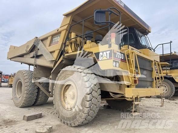 CAT 773D Karjeriniai savivarčiai