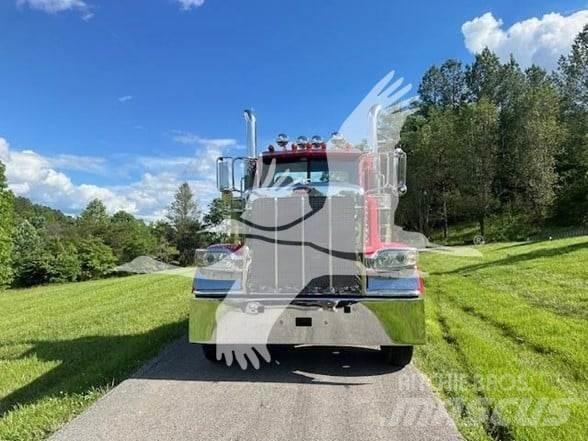 Peterbilt 389 Naudoti vilkikai