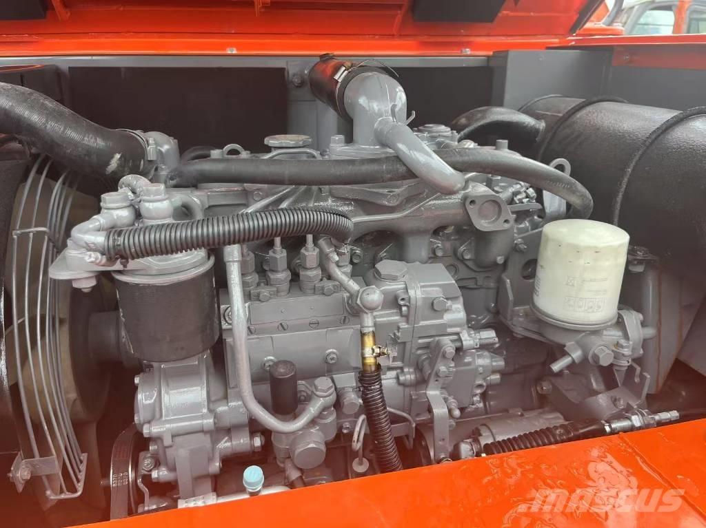 Hitachi ZX 70 Vidutinės galios ekskavatoriai 7-12 t