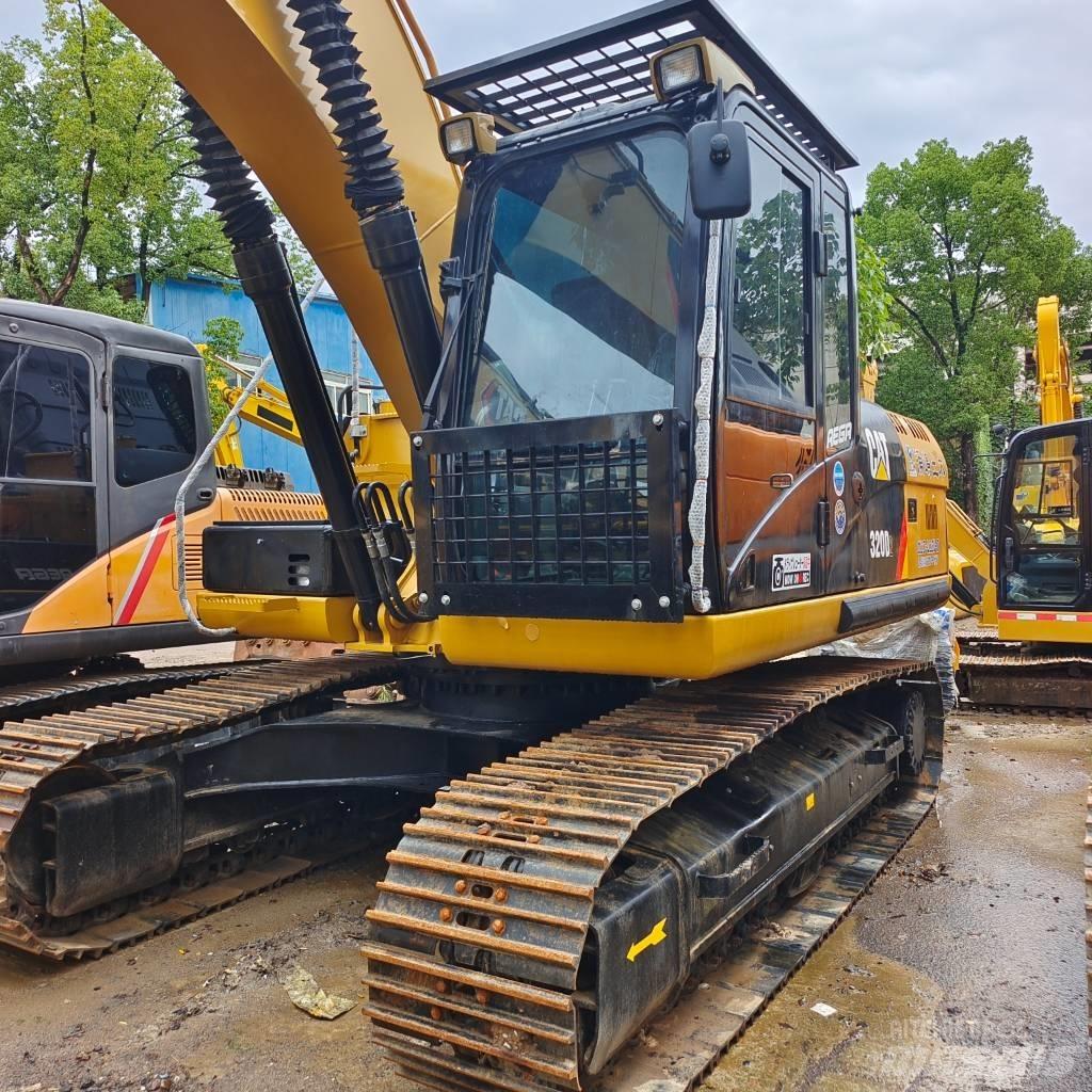 CAT 320D2 Vikšriniai ekskavatoriai