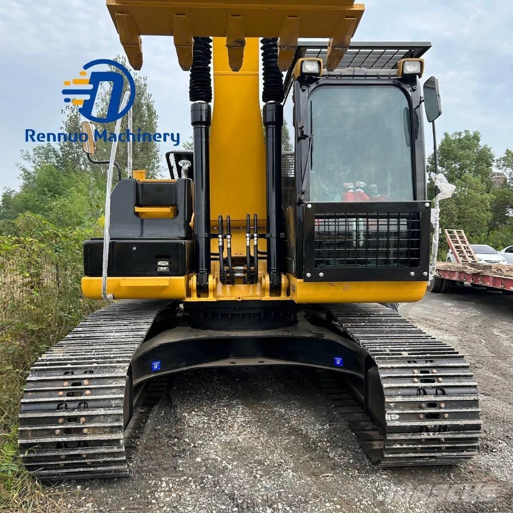 CAT 320D2 Vikšriniai ekskavatoriai