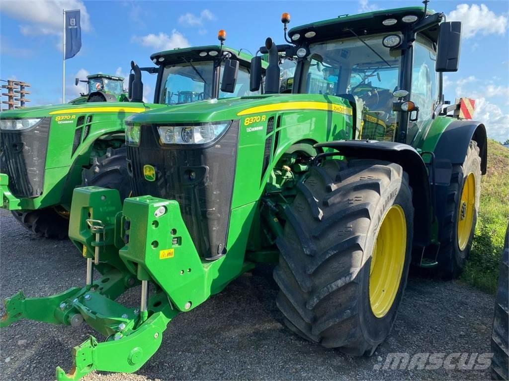 John Deere 8370R Traktoriai