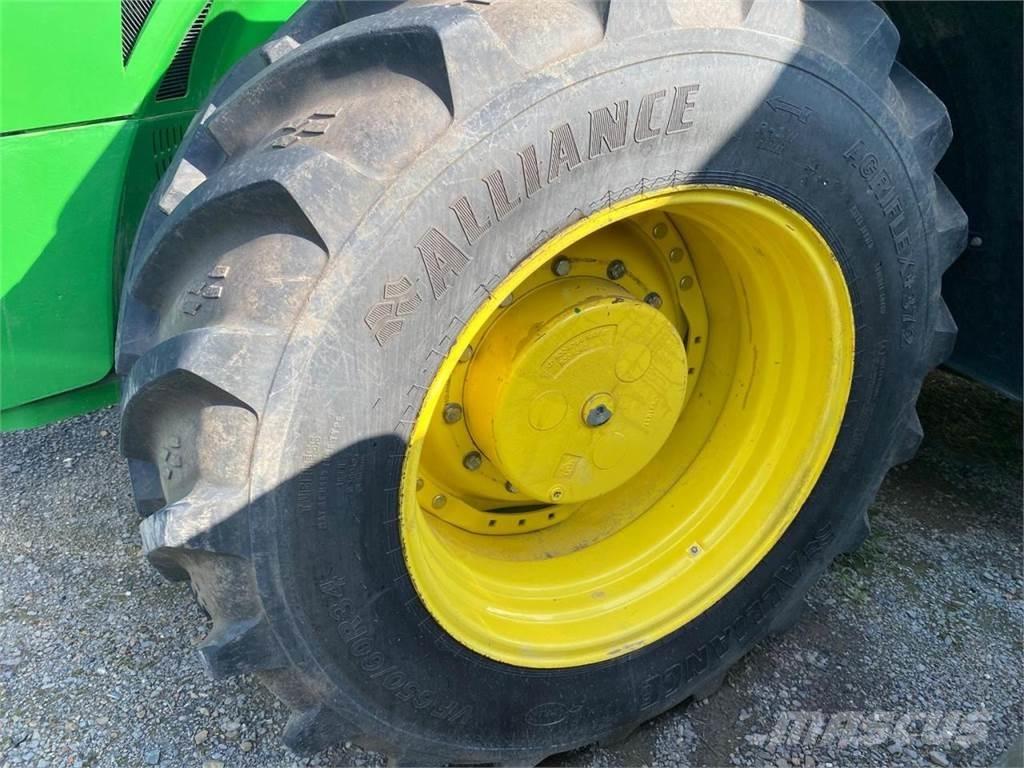 John Deere 8370R Traktoriai