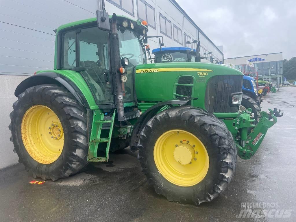 John Deere 7530 Traktoriai