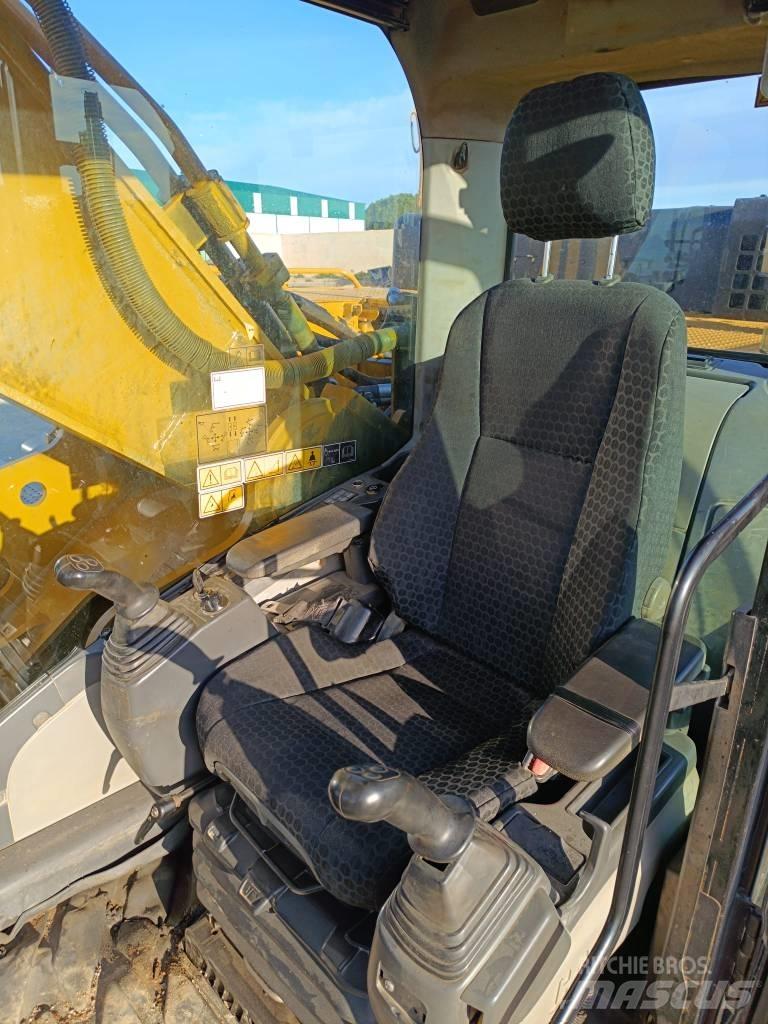 CAT 345 D Vikšriniai ekskavatoriai