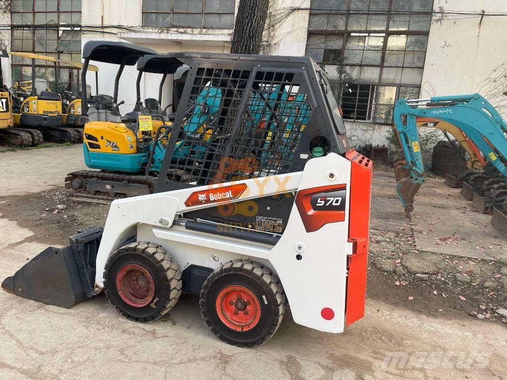 Bobcat S70 Krautuvai su šoniniu pasukimu