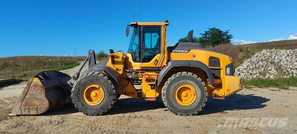 Volvo L 120 H Naudoti ratiniai krautuvai