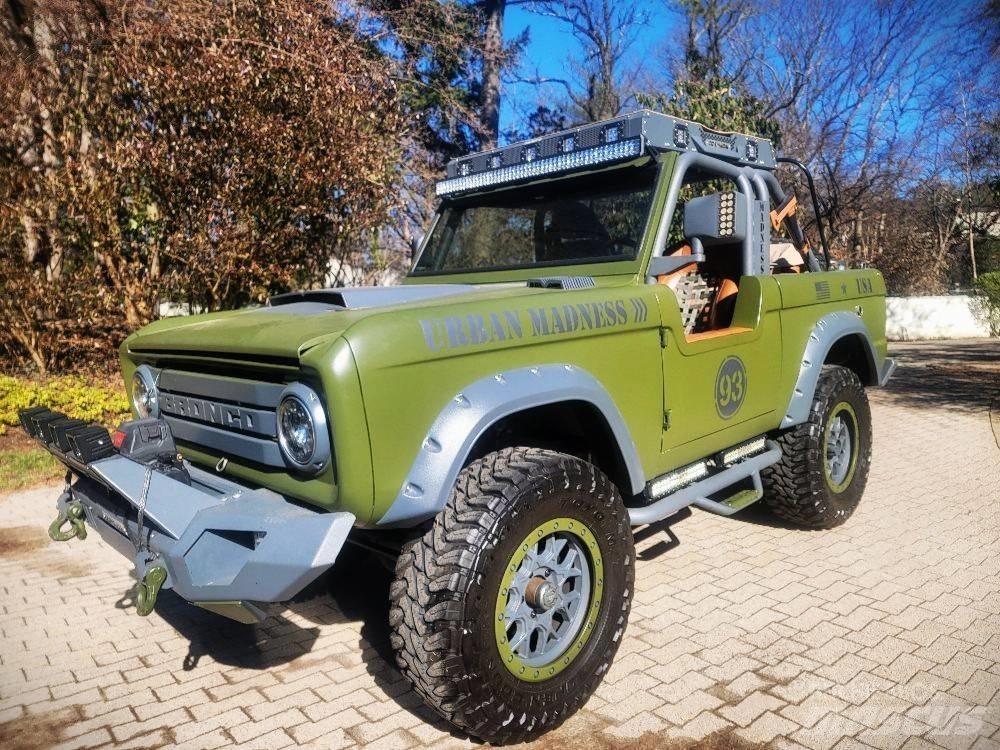 Ford Bronco Lengvieji automobiliai