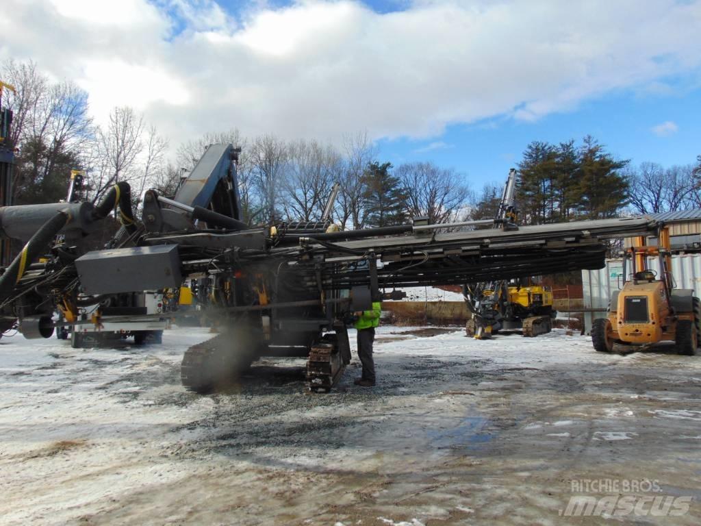 Epiroc SMRC T40-11 Žemės paviršiaus gręžimo technika