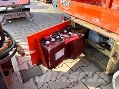 JLG 1230 ES Žirkliniai keltuvai
