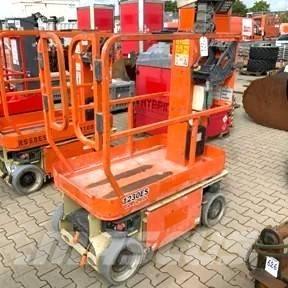 JLG 1230 ES Žirkliniai keltuvai