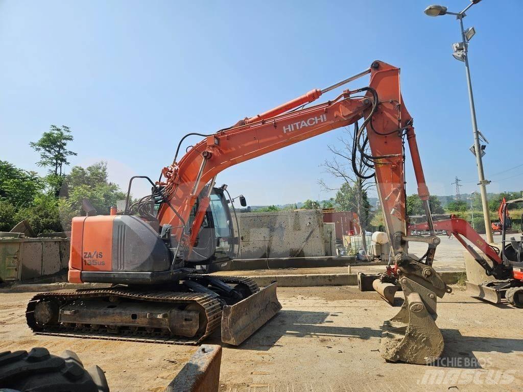 Hitachi ZX 135 US Vikšriniai ekskavatoriai