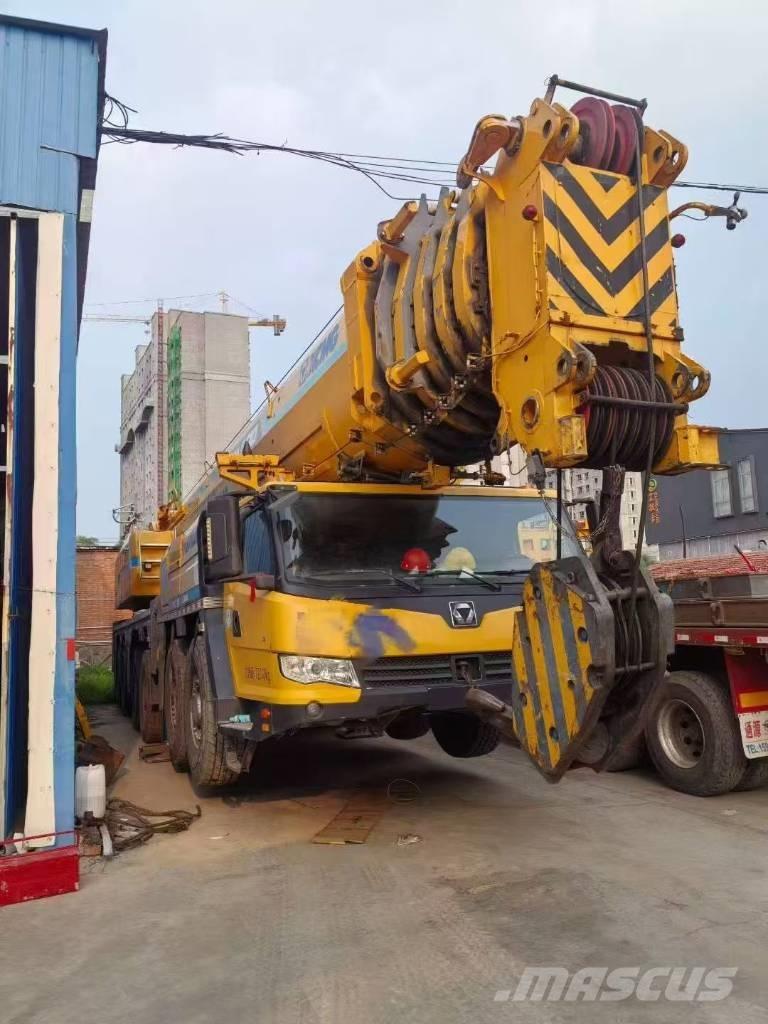 XCMG XCA300 Visureigiai kranai