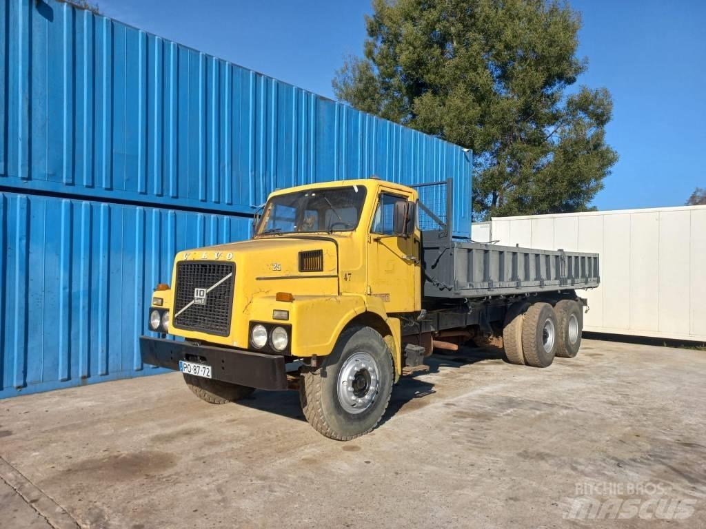 Volvo N 1025 Savivarčių priekabų vilkikai