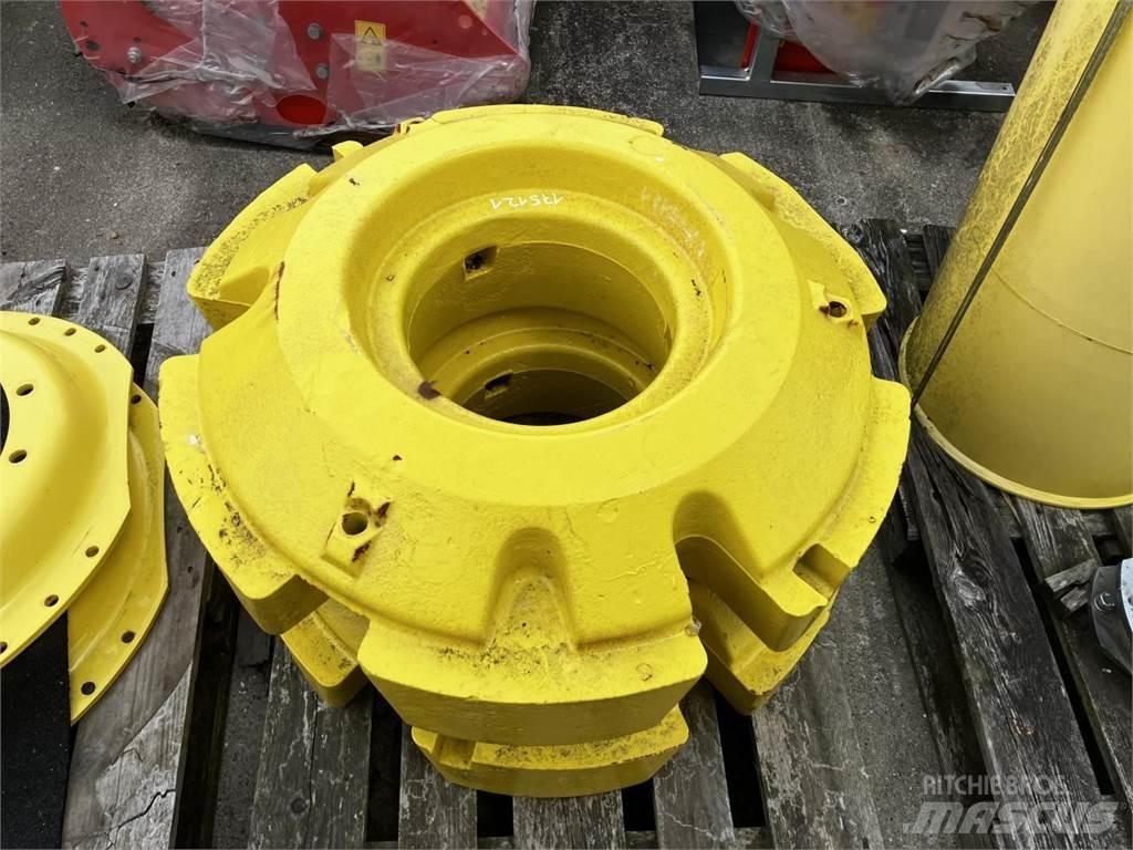 John Deere 620 kg Kiti naudoti traktorių priedai