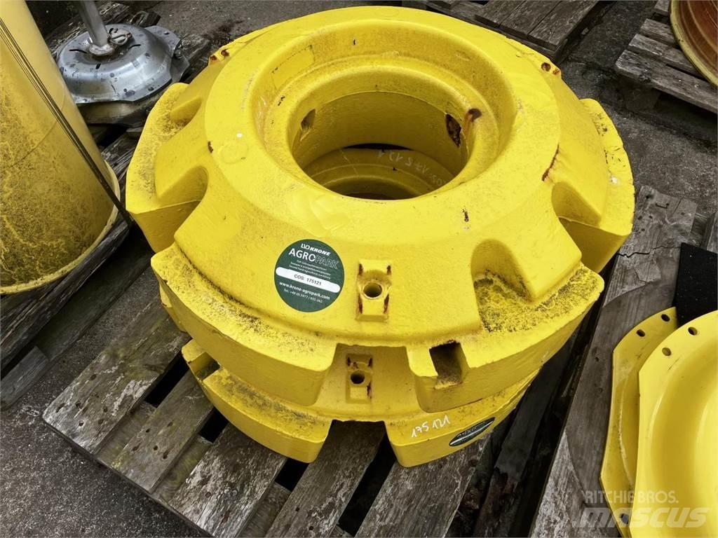 John Deere 620 kg Kiti naudoti traktorių priedai