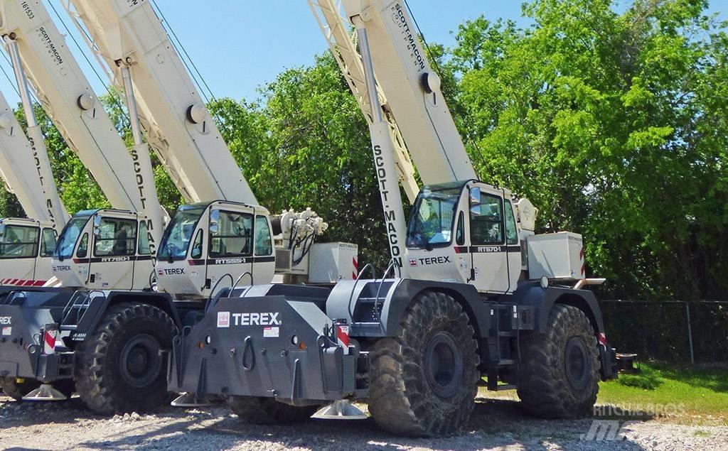 Terex RT670 Neapdoroto reljefo kranai