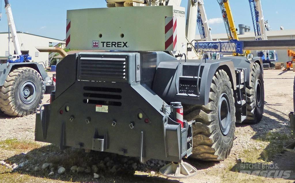 Terex RT670 Neapdoroto reljefo kranai